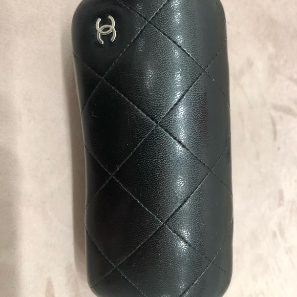 Chanel Brown and Gold Aviator sunglasses!! - Picture 4 of 4